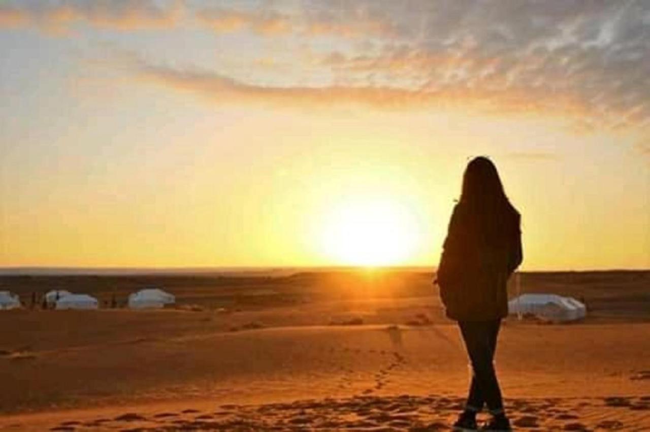 Merzouga Camp & Desert Activities מראה חיצוני תמונה