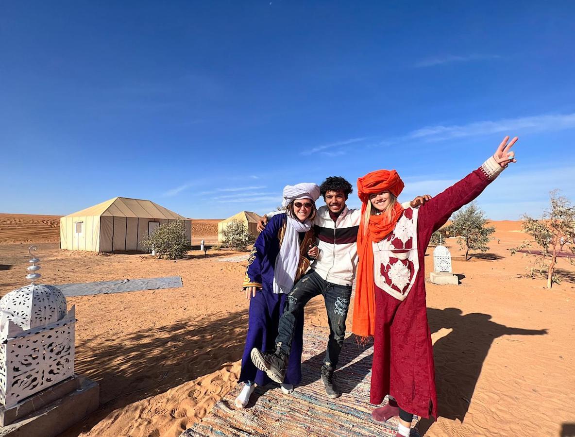 Merzouga Camp & Desert Activities מראה חיצוני תמונה