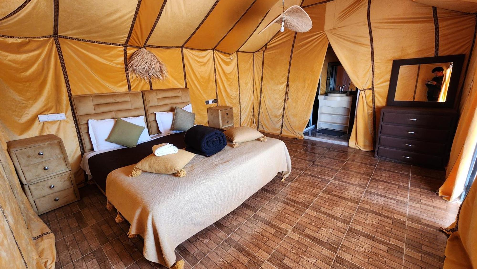 Merzouga Camp & Desert Activities מראה חיצוני תמונה