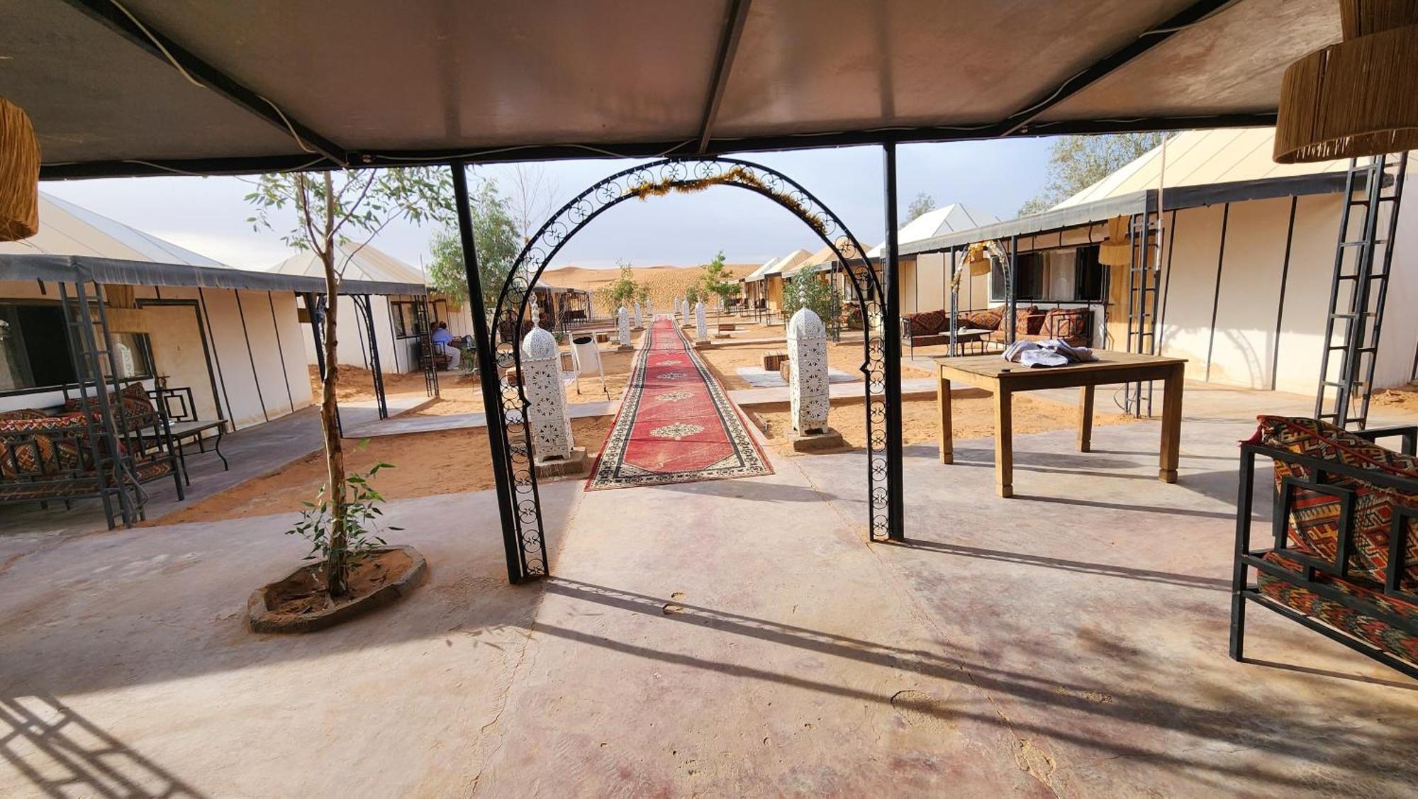 Merzouga Camp & Desert Activities מראה חיצוני תמונה